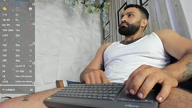 LeonidasKaiser Adlı Modelin Web Kamerası Şovu