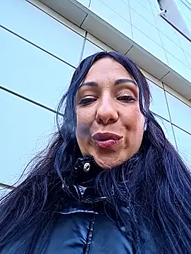 LeticiaWoods élő XXX-chatje