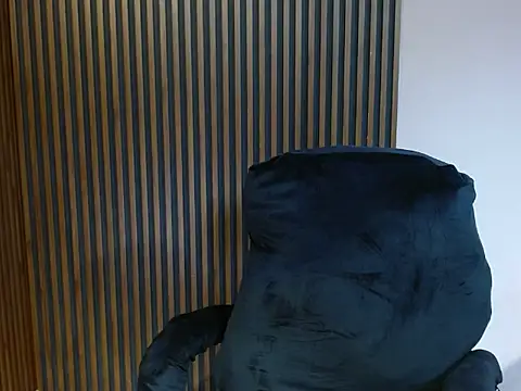 desk__desire Adlı Modelin Web Kamerası Şovu