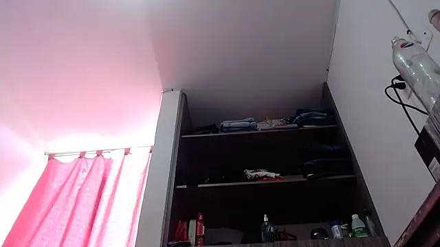 nicolle_milf1978 Live XXX-Chat