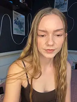 MilaMoone Live XXX-Chat