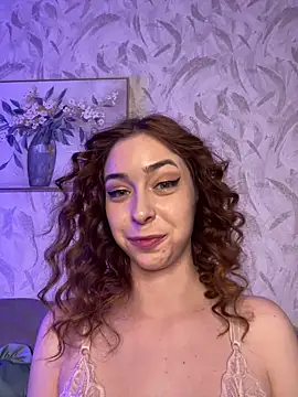 LynaFrost's Live XXX Chat