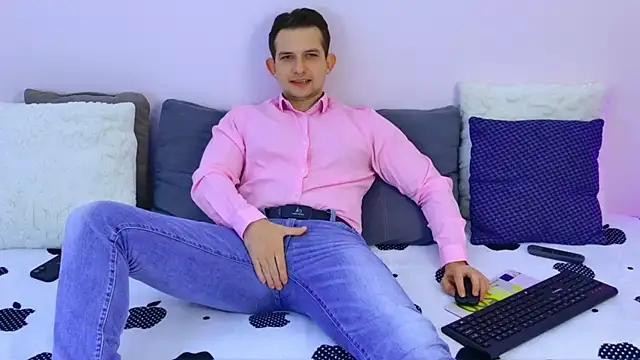 Jimmy_Doss 即時 XXX 聊天