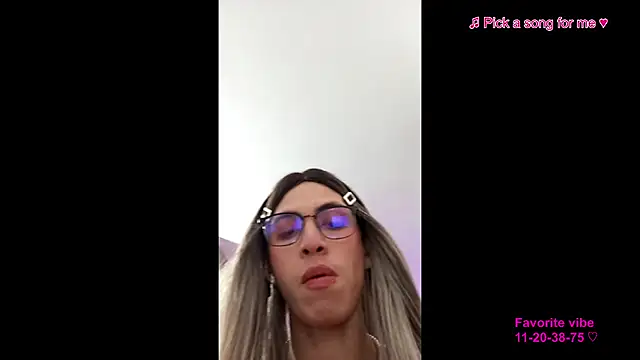 Andy_Rosesのウェブカメラショー