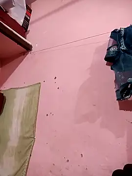 XXX chat uživo modela Desipari_777