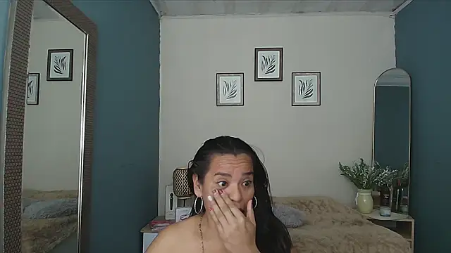 Pertunjukan Kamera Web MaraSol