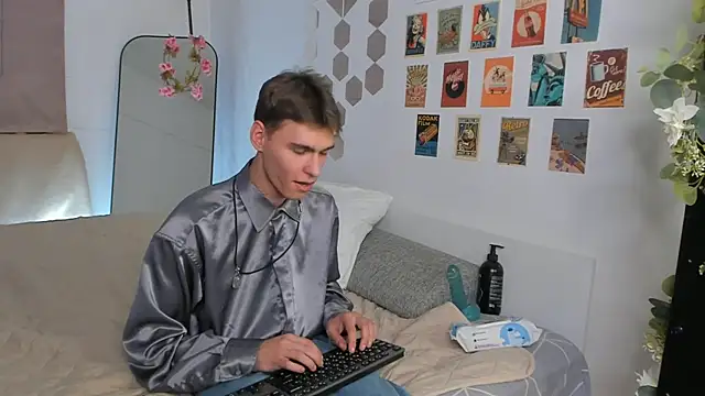 Chatroom XXX en direct de Shadow_blink