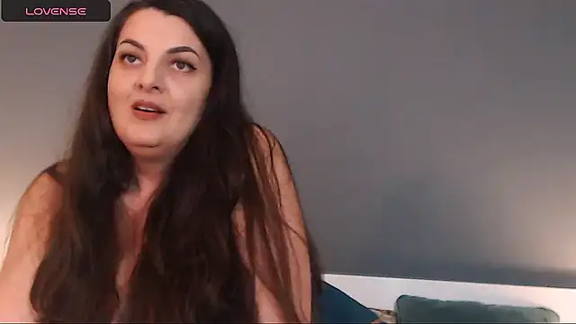 itsyourlady's Live XXX Chat