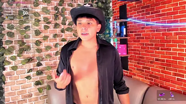 Thiago_Kozak's Live XXX Chat