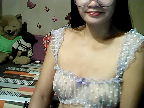 Chat +18 de Mia_Rein ao vivo