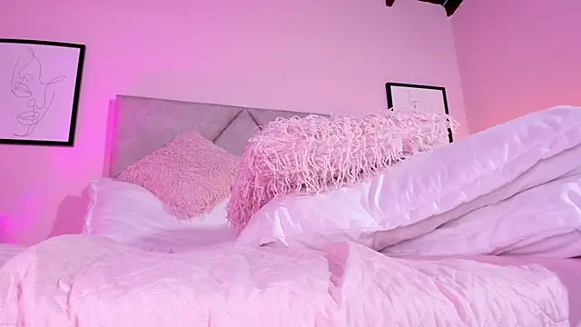 Emilyh_ live XXX chat