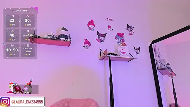 แชท XXX สดของ emycarver09