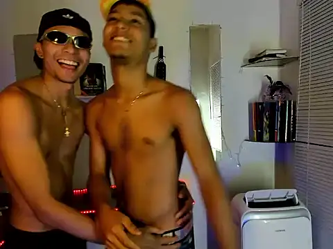 xxKamadevaxx Chat XXX in diretta