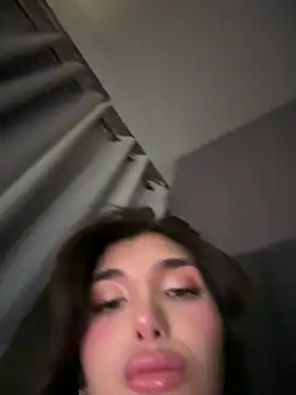 Chat XXX en directo de EmeraldGreyson