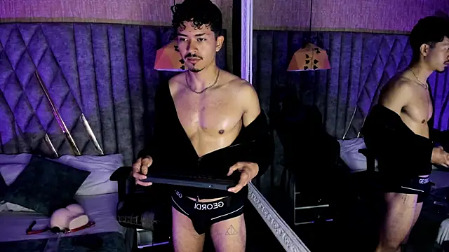 NicolaiKarav 网络视讯表演