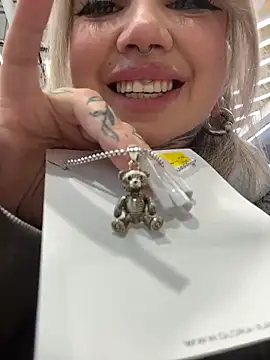 دردشة Chiibi الجنسية المباشرة