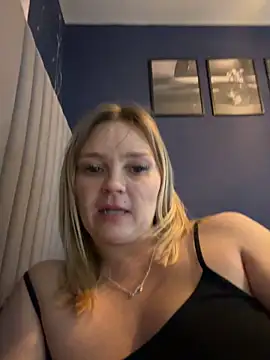 XXX chat uživo modela Sky25x