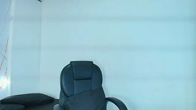 Karla_hilton1's Live XXX Chat