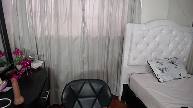 infinitysex1: онлайн-секс-чат