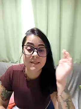 Desejoprivadoa élő XXX-chatje