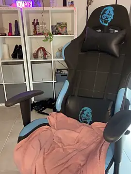 Онлайн чат XXX Lara_Bergmann