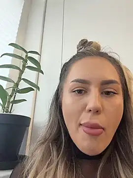 Chat XXX en directo de alisa_w