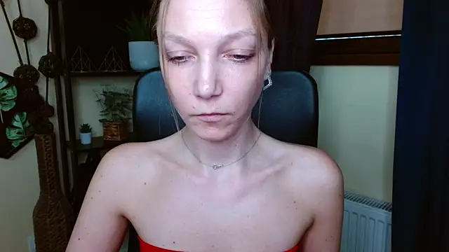 Chat +18 de EmillyPlay ao vivo