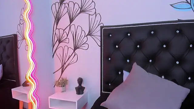 Sweet_Ariadna_ Adlı Modelin Web Kamerası Şovu