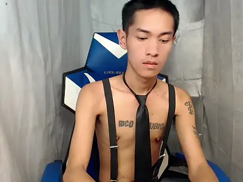 riks_tyler Show Webcam