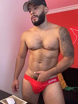 Show modela Mike_savage3 na web-kameri