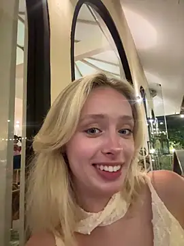 SunnyShiney's Webcam Show