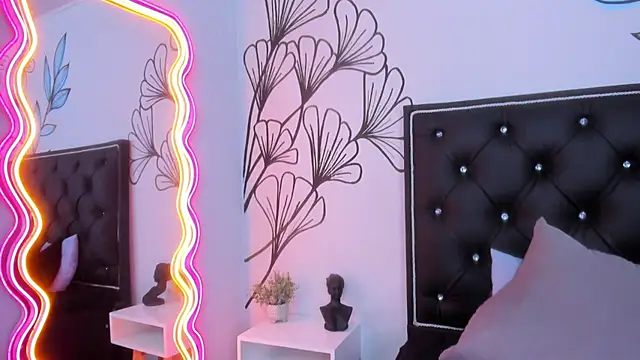 Sweet_Ariadna_: απευθείας συνομιλία ΧΧΧ