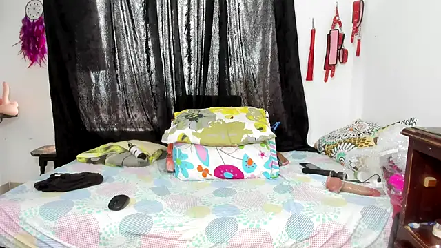 QUEEN_MANDY_BBW's Live XXX Chat