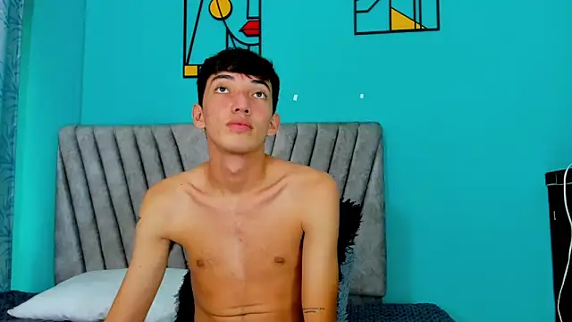 Онлайн чат XXX Maikol_Ortiz