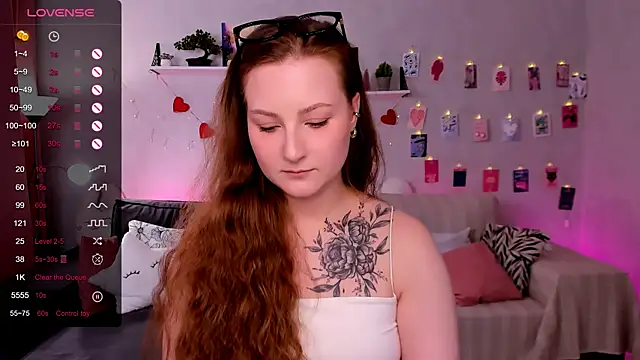 Chatroom XXX en direct de velvet_cherry_