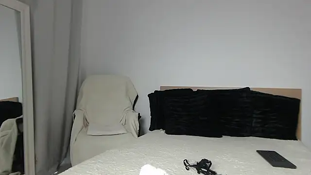 Layla23a Live XXX Chat