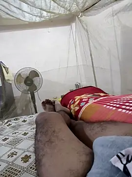 Pokazy przed kamerką – PIG_FUCKER_DADDY