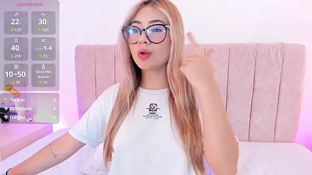 kaathblond_ Adlı Modelin Web Kamerası Şovu