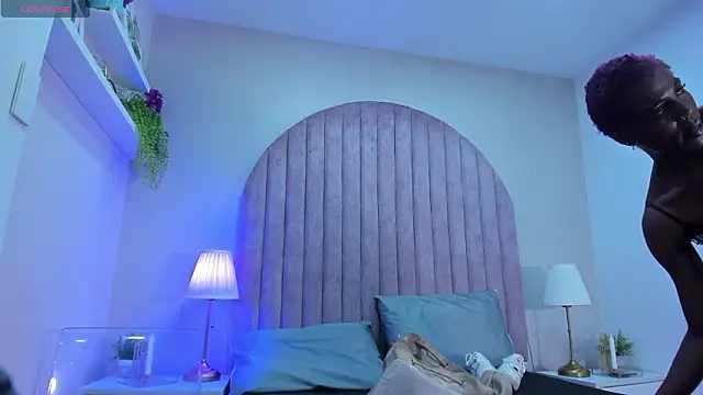 Czat XXX na żywo – Taramasud_