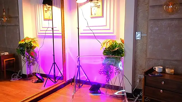 AlessiaLondon Webcamshow