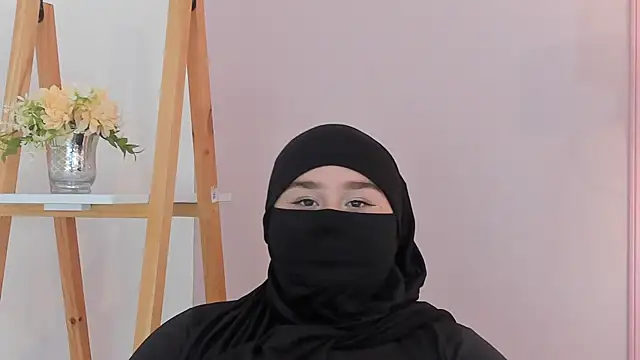 _zharaa's Webcam Show