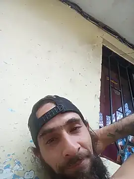 hairy_mannn élő XXX-chatje