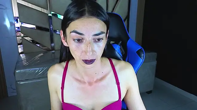 Chatroom XXX en direct de Maily_a_