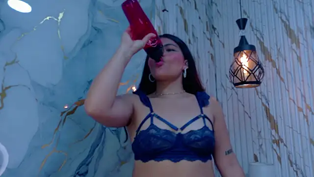 Chat XXX ao vivo de NIKIBUNNY