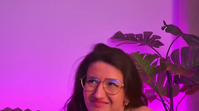 TheaMalekoo Chat XXX live