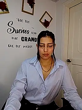 jaade_doll live XXX chat