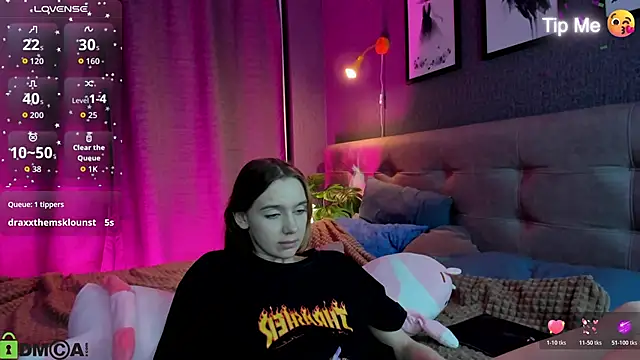 Chatroom XXX en direct de Lesi_Moonie01