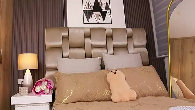 XXMILE: вебкам-шоу