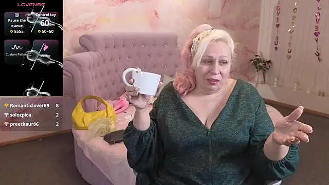 Penelope_PinkyのライブXXXチャット