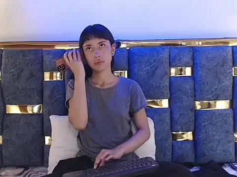 _nanah45's Live XXX Chat